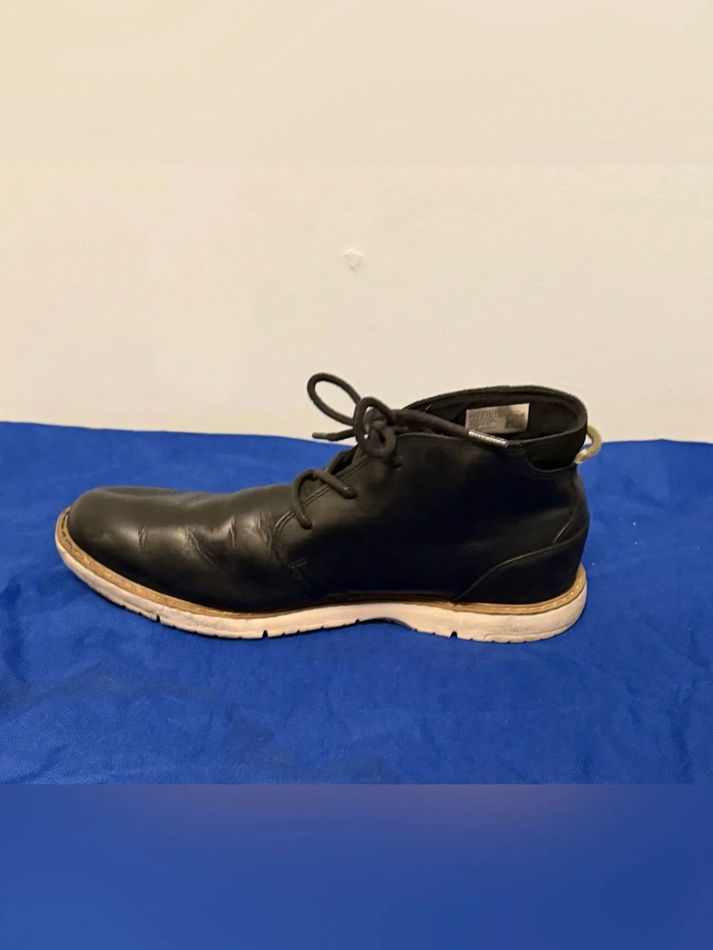 TOMS Black 100% quality Leather Chukka Boots